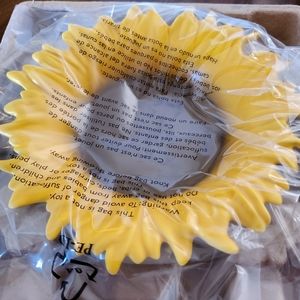 Partylite sunflower pillar holder
